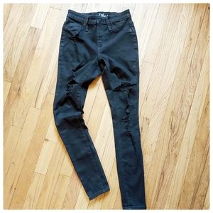 3/$30 Black High Rise Distressed Skinny Jeans